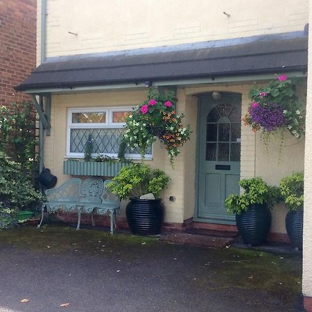 Mere Cottage B & B アルサガー エクステリア 写真
